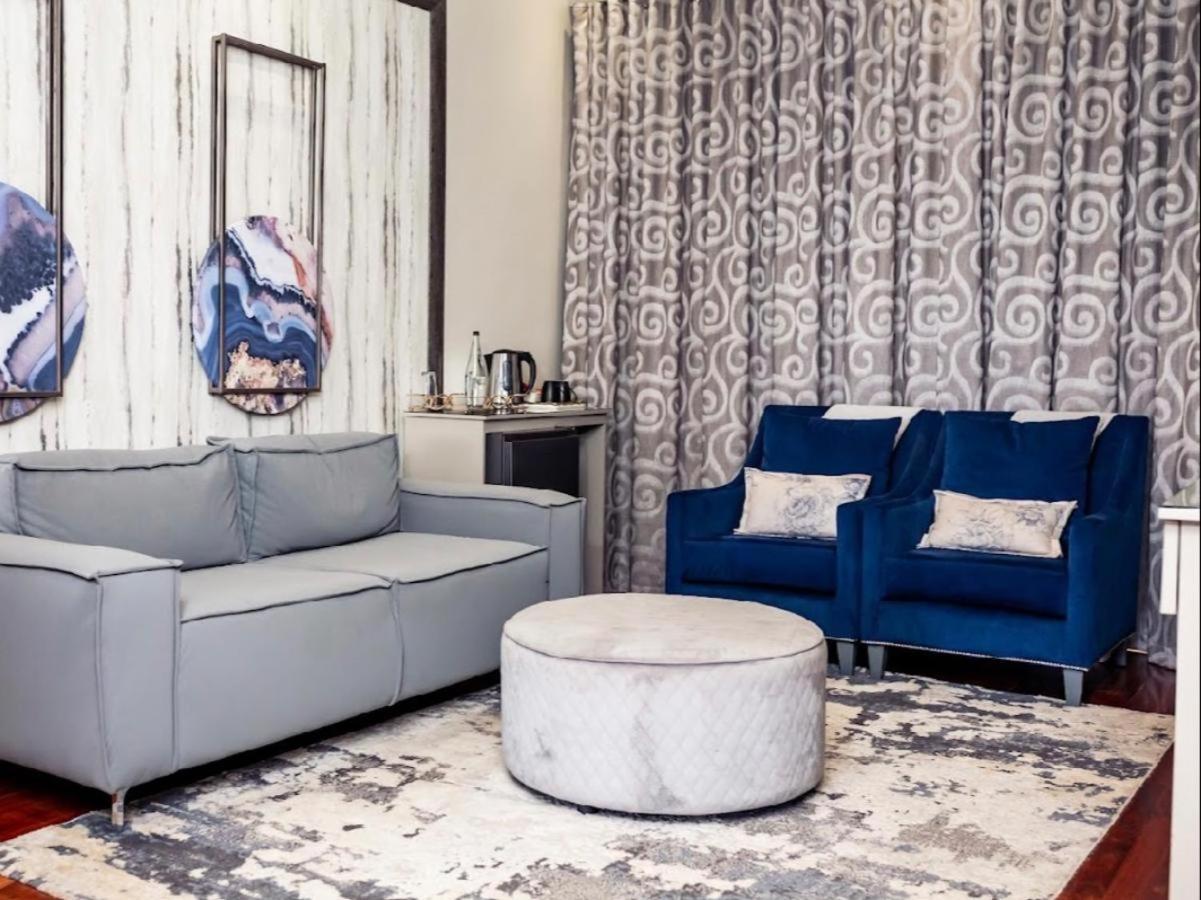 One O Eight Boutique Hotel